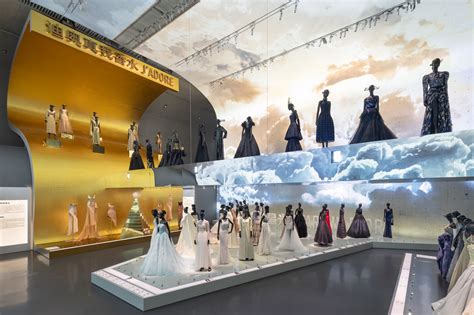 dior shanghai exhibition